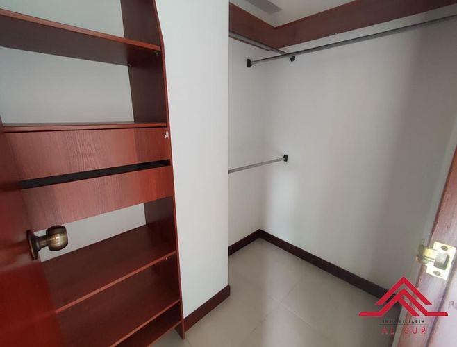 Casa de 5 alcobas en venta en Tierra Prometida, Envigado, 258 m² · foto 13 de 20
