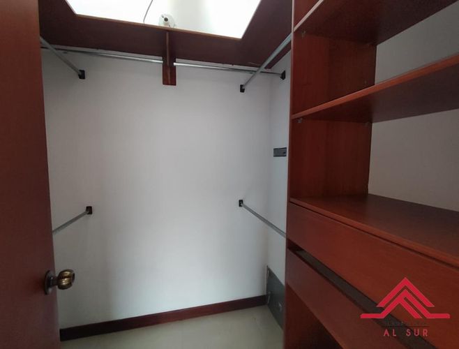 Casa de 5 alcobas en venta en Tierra Prometida, Envigado, 258 m² · foto 15 de 20