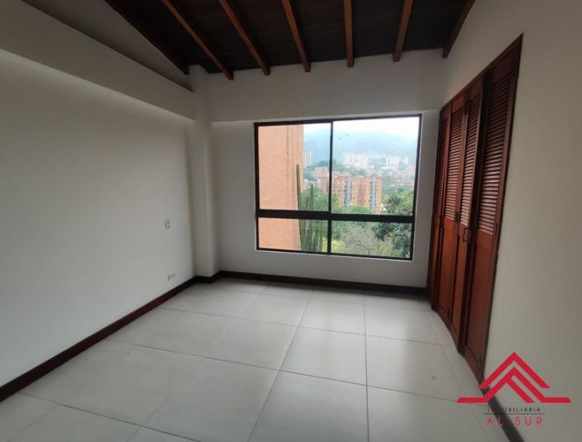 Casa de 5 alcobas en venta en Tierra Prometida, Envigado, 258 m² · foto 17 de 20
