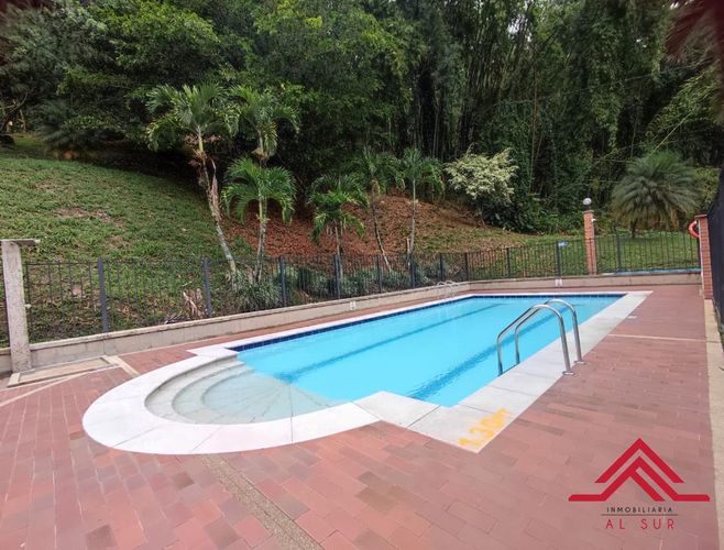 Casa de 5 alcobas en venta en Tierra Prometida, Envigado, 258 m² · foto 19 de 20