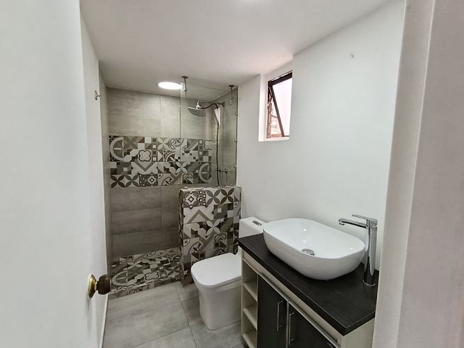 Apartamento de 3 alcobas en arriendo en Villa Carlota, Medellín, 135 m² · foto 6 de 14