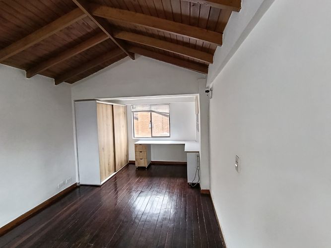 Apartamento de 3 alcobas en arriendo en Villa Carlota, Medellín, 135 m² · foto 13 de 14