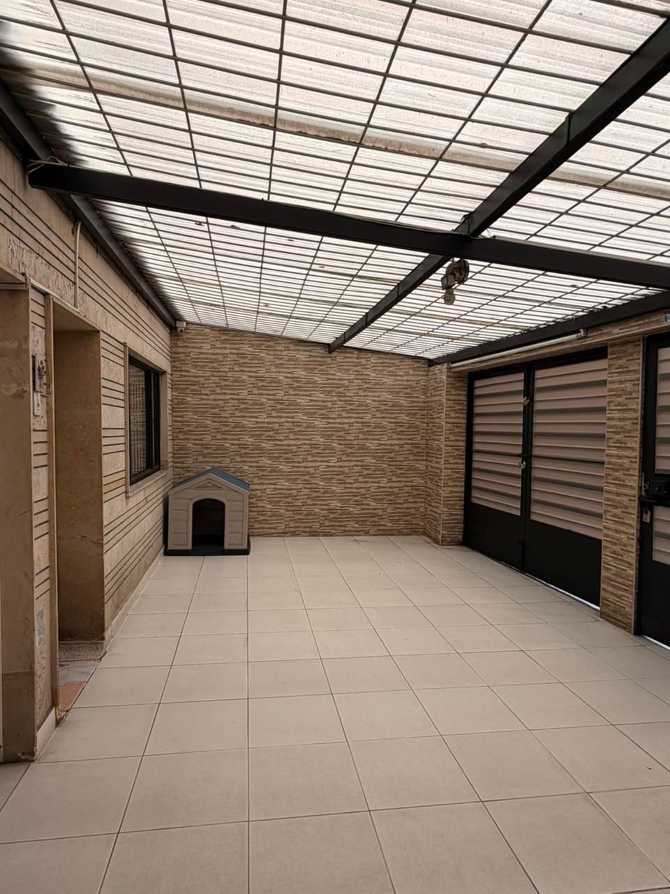 Casa en venta en Engativá, Bogotá · foto 2 de 20