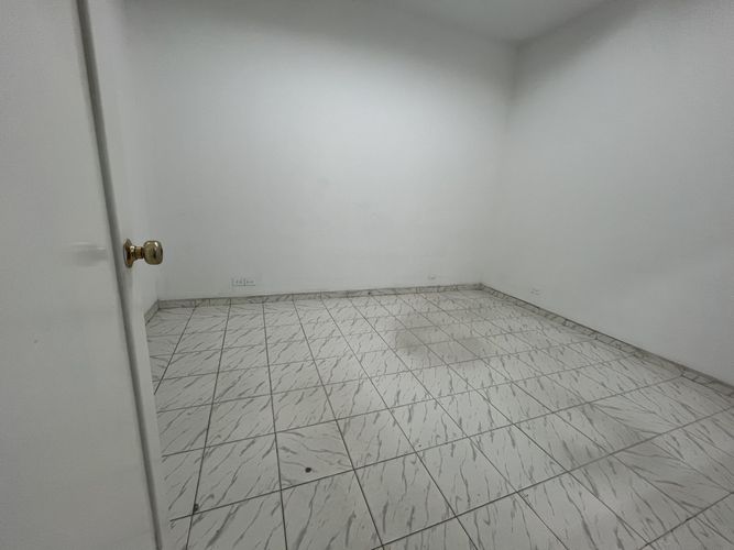 Bodega en arriendo en Laureles, Medellín, 290 m² · foto 11 de 14