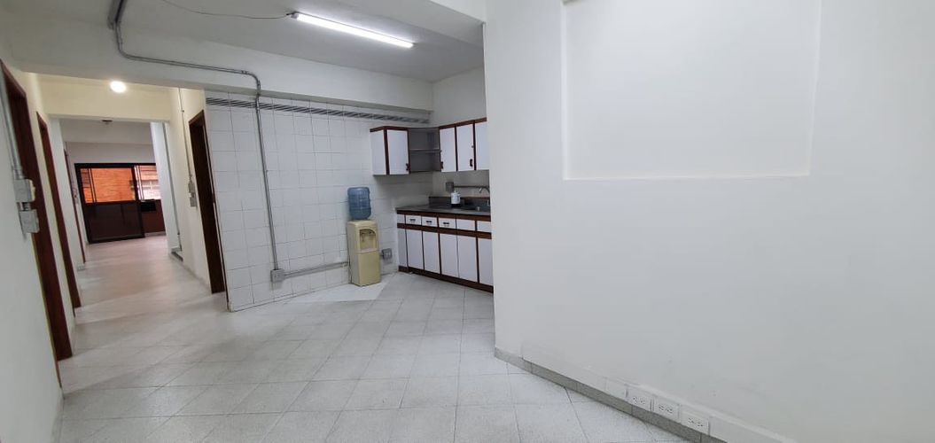 Local en arriendo en Mesa, Envigado, 260 m² · foto 2 de 22
