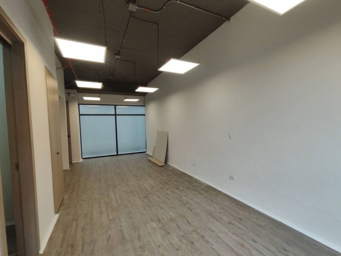 Oficina en arriendo en Las Palmas, Medellín, 38 m² · foto 8 de 15