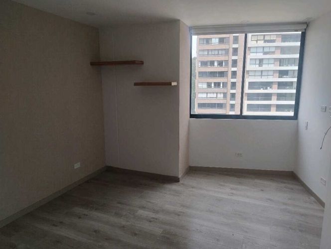 Apartamento en venta en El Poblado, Medellín · foto 5 de 13