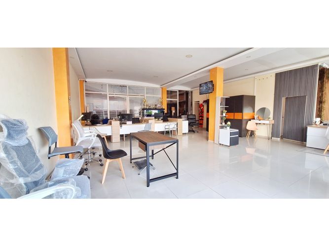 Local en arriendo en Armenia, Armenia, 520 m² · foto 2 de 9