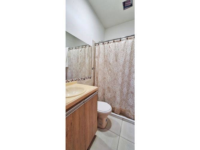Local en arriendo en Armenia, Armenia, 520 m² · foto 4 de 9