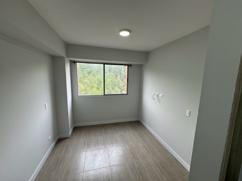Apartamento en arriendo en Potrerito, Bello · foto 10 de 12