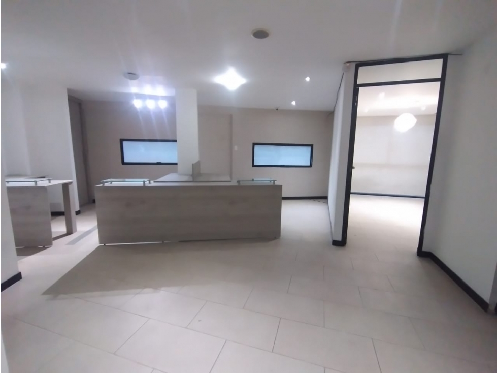 Oficina en arriendo en Fundadores, Armenia, 79 m² · foto 2 de 12