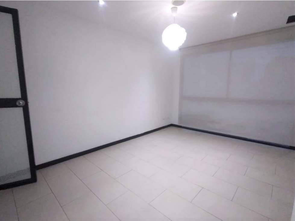 Oficina en arriendo en Fundadores, Armenia, 79 m² · foto 8 de 12