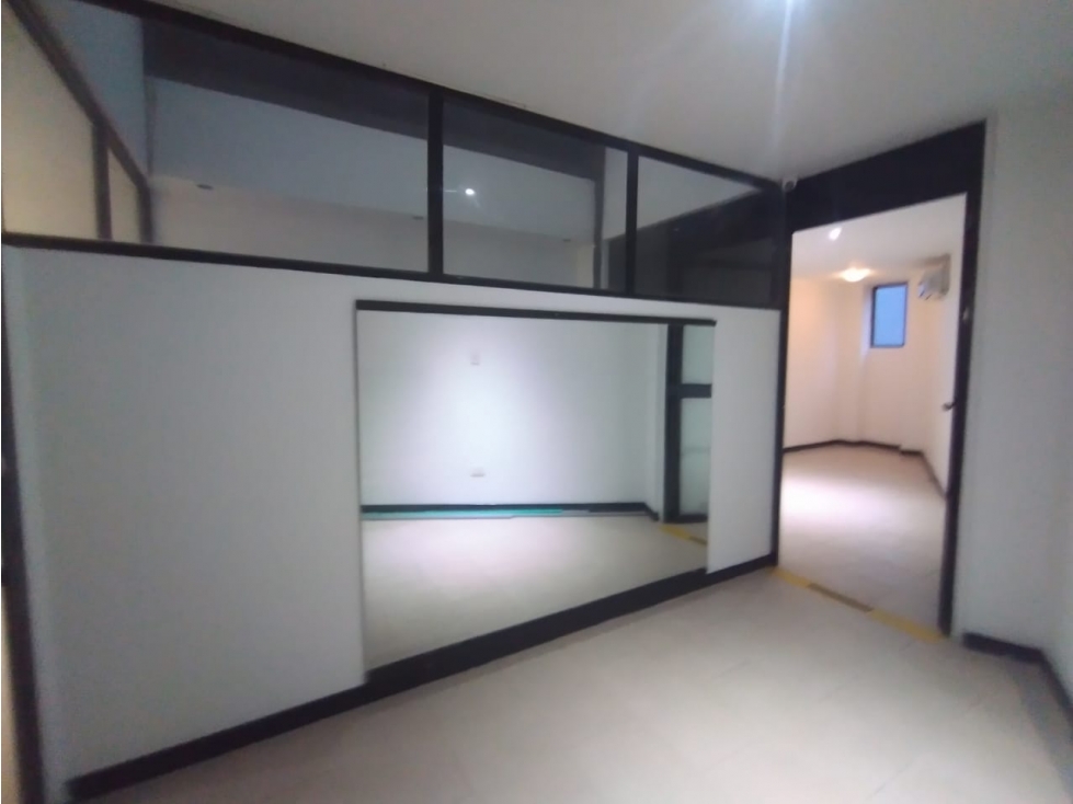 Oficina en arriendo en Fundadores, Armenia, 79 m² · foto 9 de 12