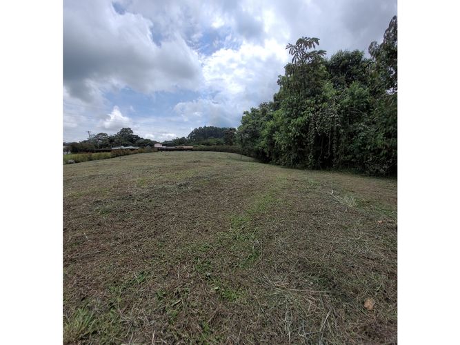 Lote en venta en San Antonio, Armenia, 2714 m² · foto 7 de 8