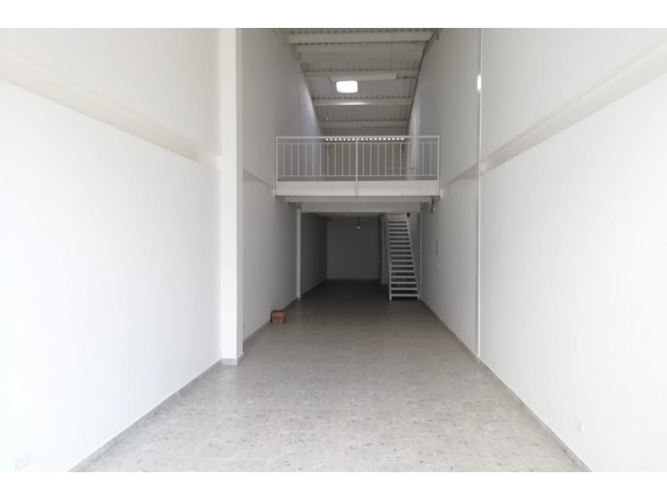 Local en venta en San Fernando, Armenia, 109 m² · foto 2 de 5