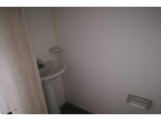 Local en venta en San Fernando, Armenia, 109 m² · foto 3 de 5