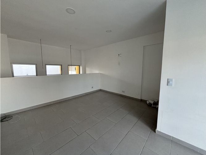 Local en venta en Aborigenes, Armenia, 32 m² · foto 4 de 8