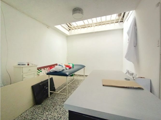 Consultorio en venta en Parque Sucre, Armenia, 42 m² · foto 15 de 20