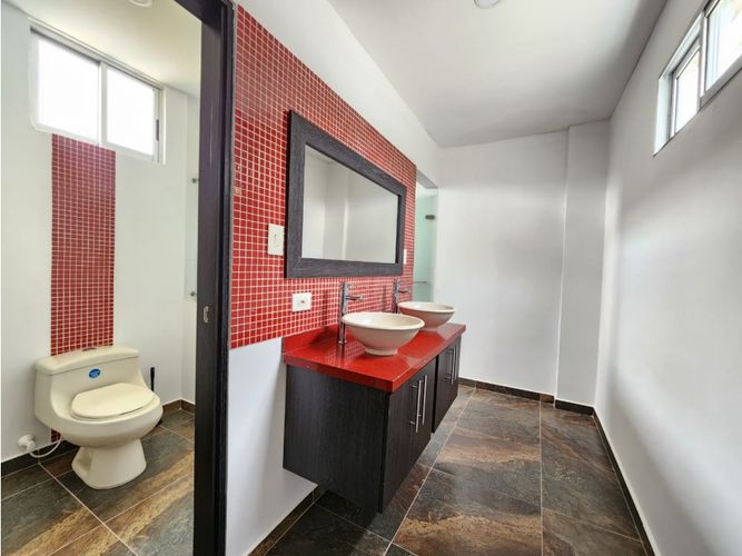 Casa de 5 alcobas en venta en Murillo, Armenia, 350 m² · foto 10 de 21
