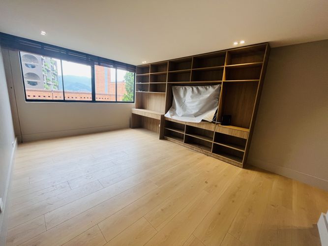 Apartamento de 3 alcobas en venta en El Poblado, Medellín, 292 m² · foto 17 de 19