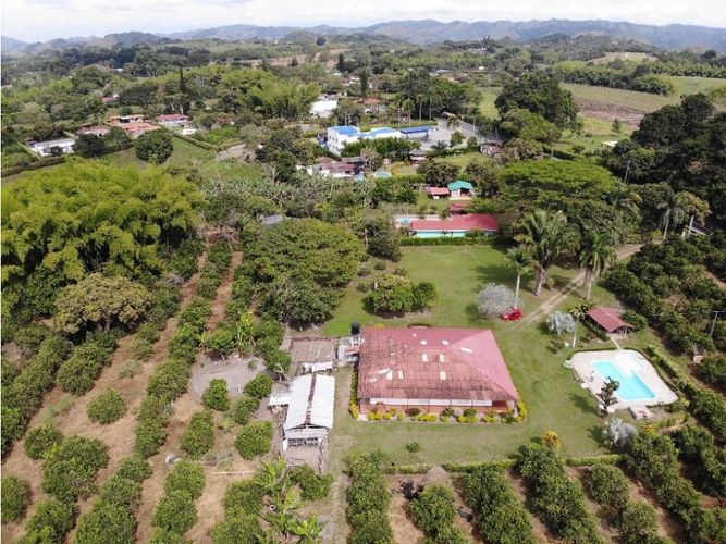 Finca en venta en La Popa, Armenia, 300 m² · foto 5 de 9