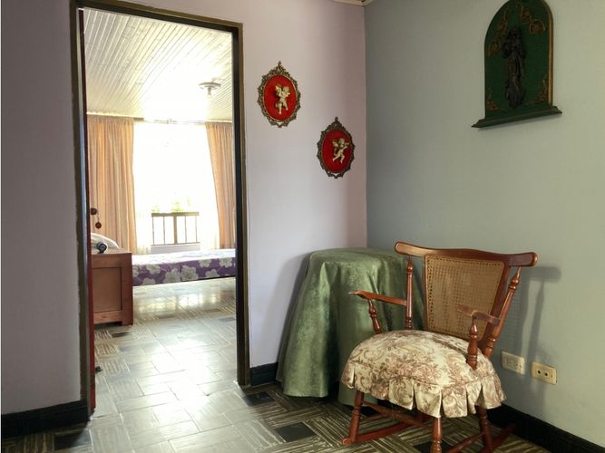 Casa de 5 alcobas en venta en La Cabaña, Armenia, 229 m² · foto 10 de 20