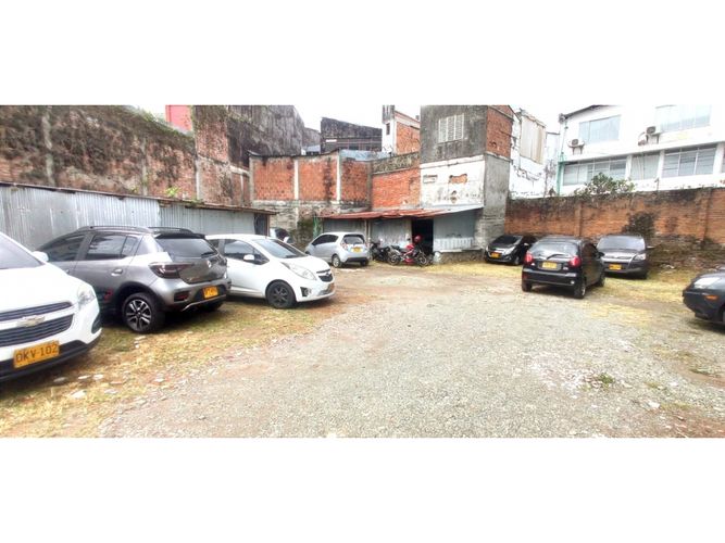 Lote en venta en Fundadores, Armenia, 483 m² · foto 2 de 7