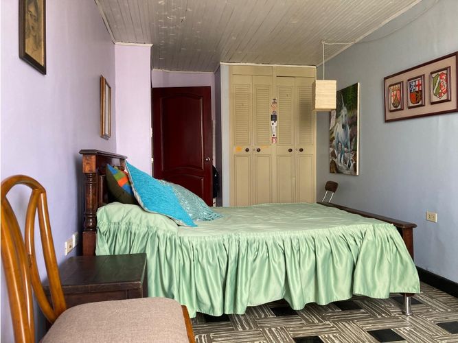 Casa de 5 alcobas en venta en La Cabaña, Armenia, 229 m² · foto 13 de 20