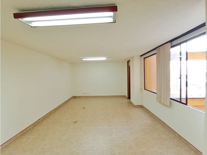 Oficina en venta en Centro, Armenia, 31 m² · foto 4 de 13