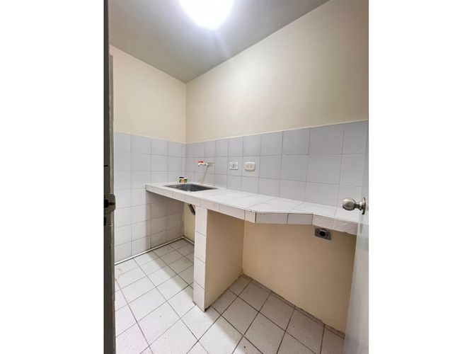 Local en arriendo en Sector Parque Valencia, Armenia, 100 m² · foto 6 de 13