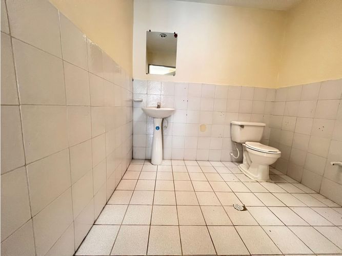 Local en arriendo en Sector Parque Valencia, Armenia, 100 m² · foto 11 de 13