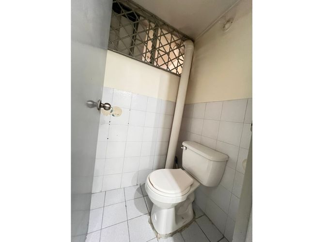 Local en arriendo en Sector Parque Valencia, Armenia, 100 m² · foto 12 de 13