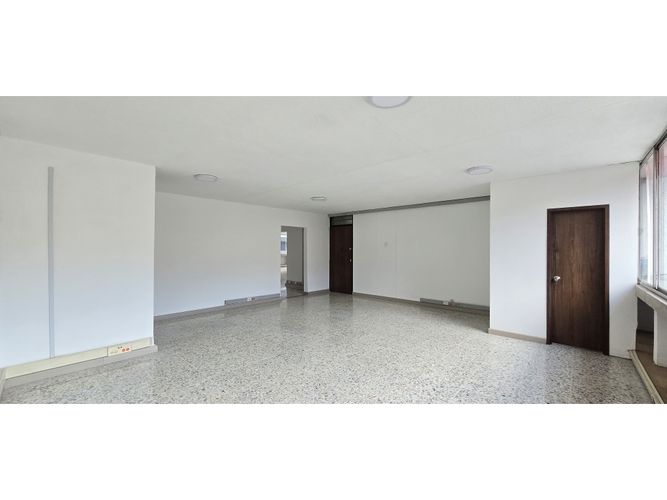 Oficina en venta en Armenia, Armenia, 182 m² · foto 5 de 15