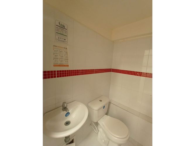 Local en arriendo en La Cecilia, Armenia, 650 m² · foto 3 de 9