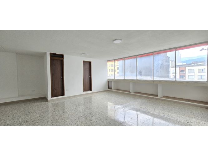 Oficina en venta en Armenia, Armenia, 182 m² · foto 7 de 15