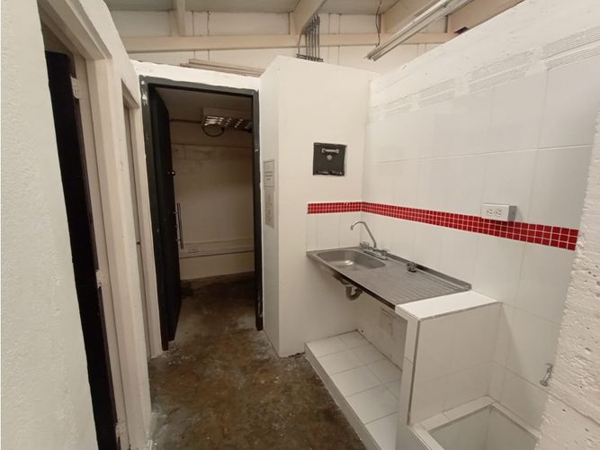 Local en arriendo en La Cecilia, Armenia, 650 m² · foto 4 de 9