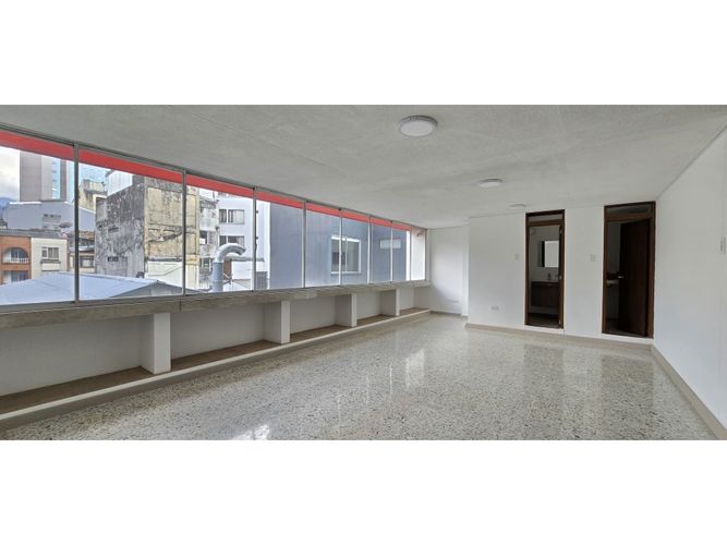 Oficina en venta en Armenia, Armenia, 182 m² · foto 9 de 15