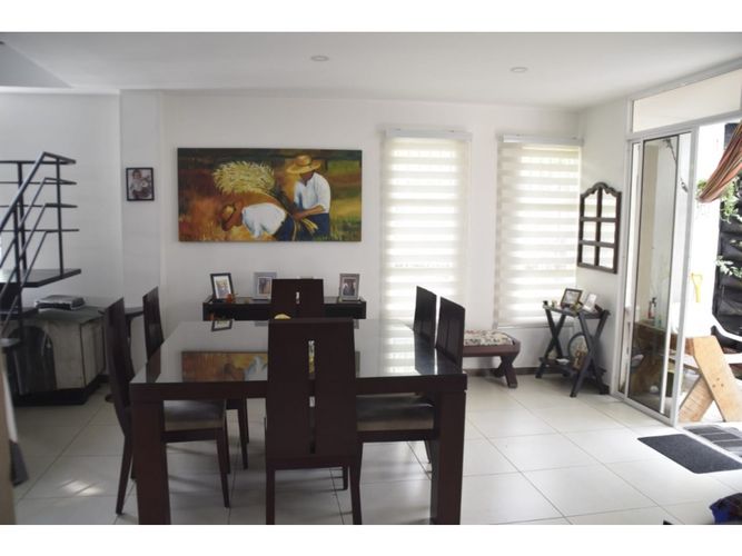 Casa de 5 alcobas en venta en Ub Bosque Versalles, Palmira, 407 m² · foto 4 de 24