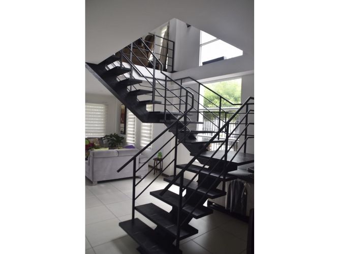 Casa de 5 alcobas en venta en Ub Bosque Versalles, Palmira, 407 m² · foto 9 de 24