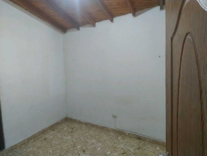 Casa de 3 alcobas en venta en Prado, Bello, 91 m² · foto 6 de 21