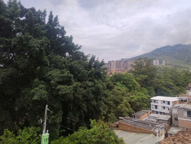 Casa de 3 alcobas en venta en Prado, Bello, 91 m² · foto 16 de 21