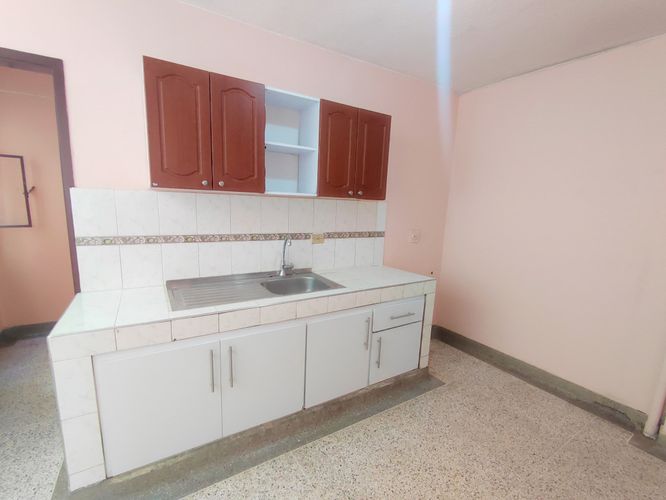 Edificio en venta en El Llano, Cúcuta, 100 m² · foto 3 de 22
