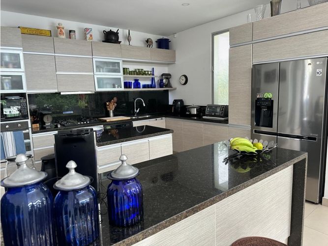 Casa de 3 alcobas en venta en El Caimo, Armenia, 251 m² · foto 11 de 23