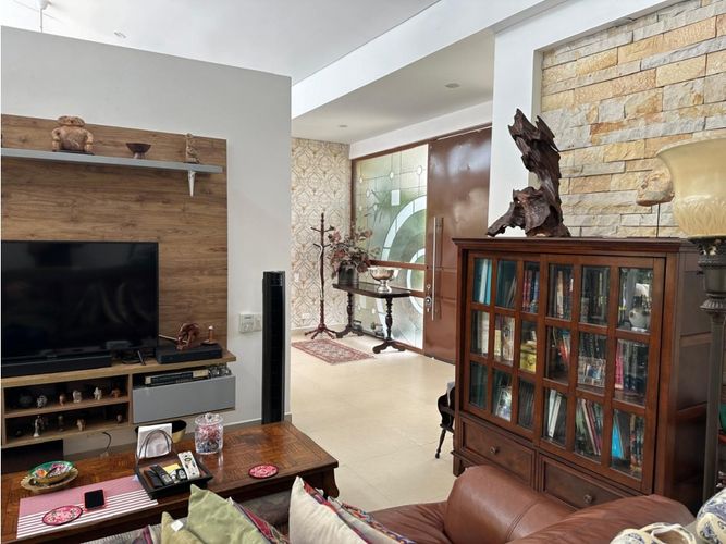 Casa de 3 alcobas en venta en El Caimo, Armenia, 251 m² · foto 16 de 23