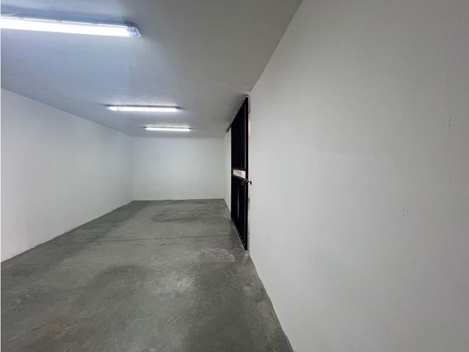 Bodega en venta en Via El Eden, Armenia, 837 m² · foto 3 de 12