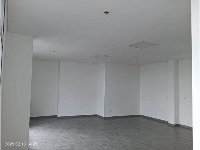 Consultorio en venta en Alcazar, Armenia, 71 m² · foto 4 de 9