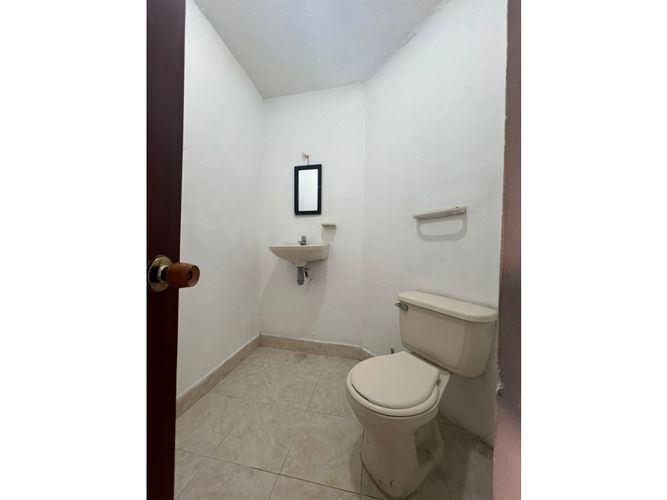 Bodega en venta en Via El Eden, Armenia, 837 m² · foto 11 de 12