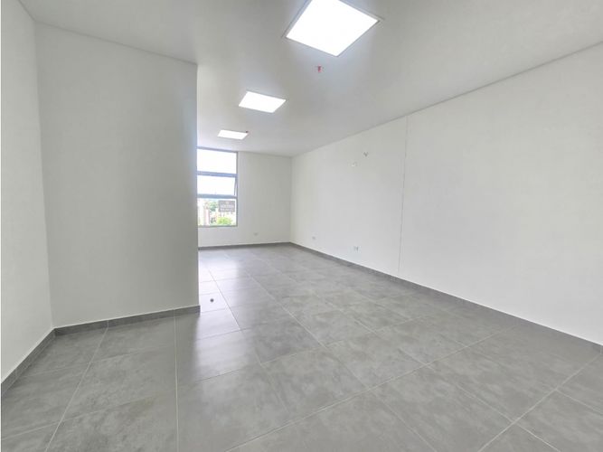 Consultorio en venta en Fundadores, Armenia, 35 m² · foto 2 de 12