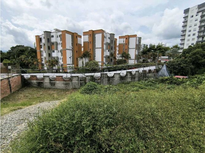 Lote en venta en Cn. Salamanca, Armenia, 816 m² · foto 5 de 8