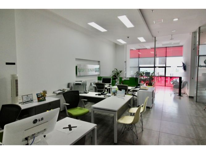 Local en arriendo en Caminos De San Lorenzo, Armenia, 100 m² · foto 2 de 10
